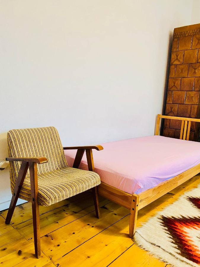 Apartment In Ivy Covered House, Near Old Town Cracovie Extérieur photo